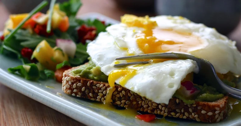 Comment aménager une petite cuisine ouverte sur salle à manger